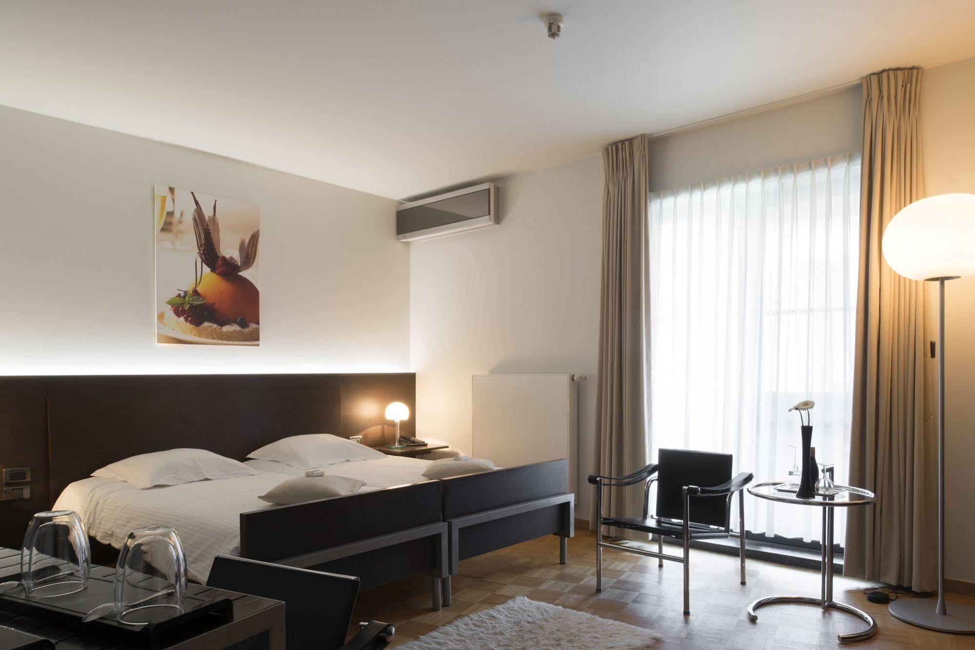 Hotel Verlooy Geel Kültér fotó
